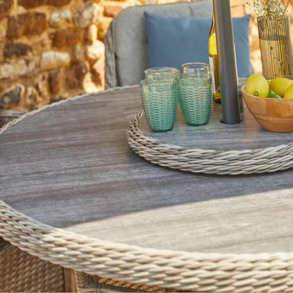 Corsica 6 Seat Dining Set WITH PARASOL - Image 4